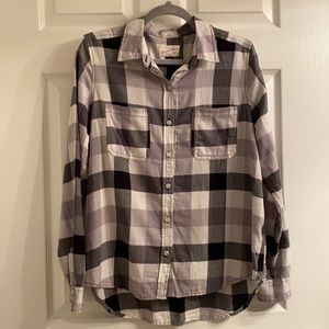 Women’s Universal Thread flannel shirt